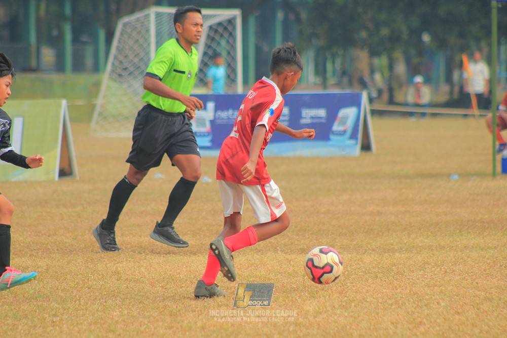 ijlu11 big8 190726 jips soccer vs putra harapan