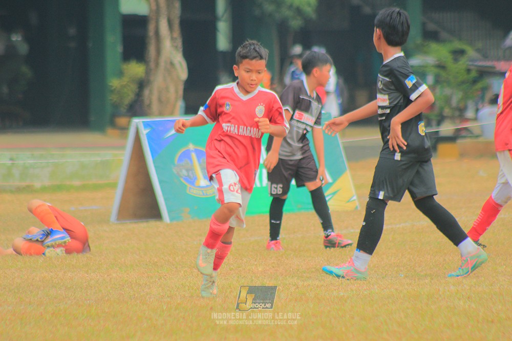 ijlu11 big8 190726 jips soccer vs putra harapan