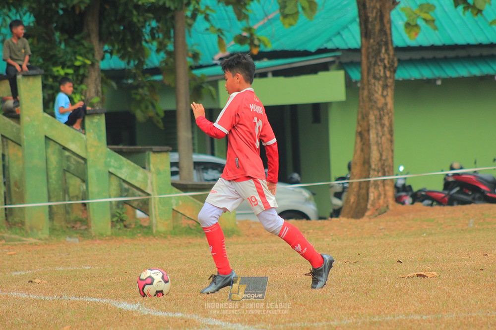 ijlu11 big8 190726 jips soccer vs putra harapan