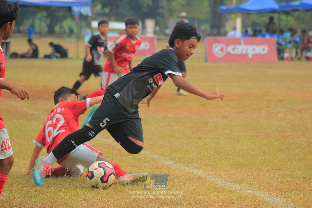 ijlu11 big8 190726 jips soccer vs putra harapan