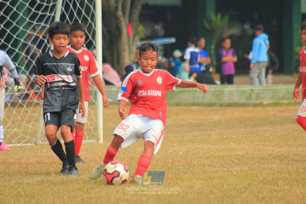 ijlu11 big8 190726 jips soccer vs putra harapan