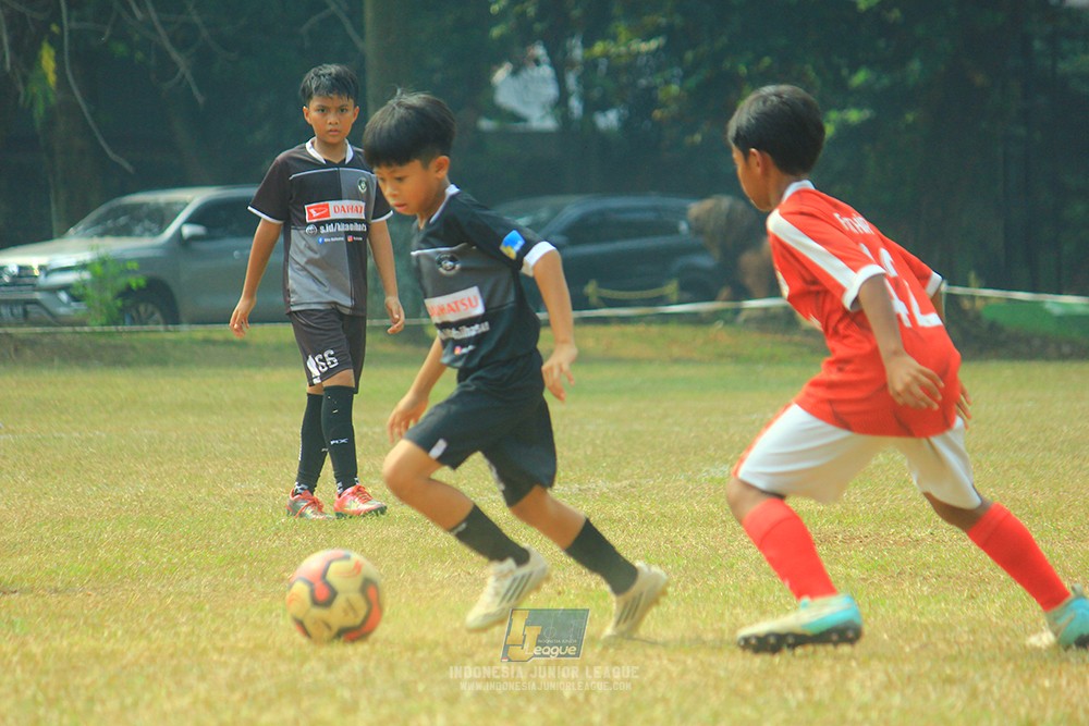 ijlu11 big8 190726 jips soccer vs putra harapan