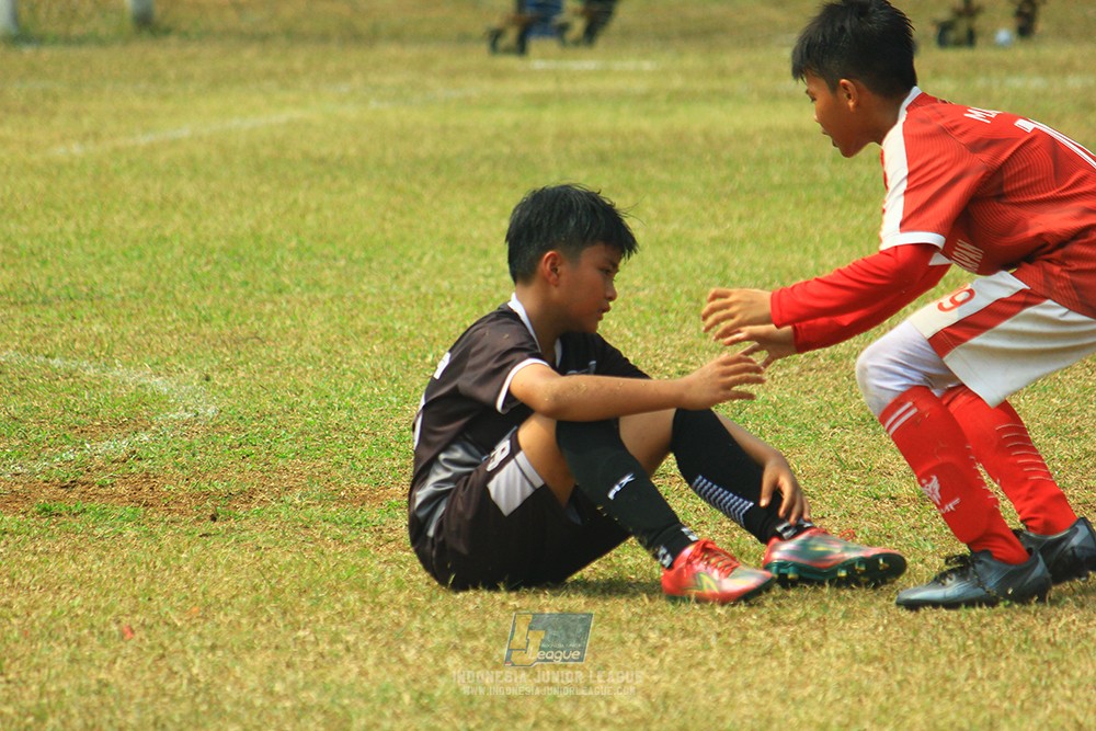 ijlu11 big8 190726 jips soccer vs putra harapan