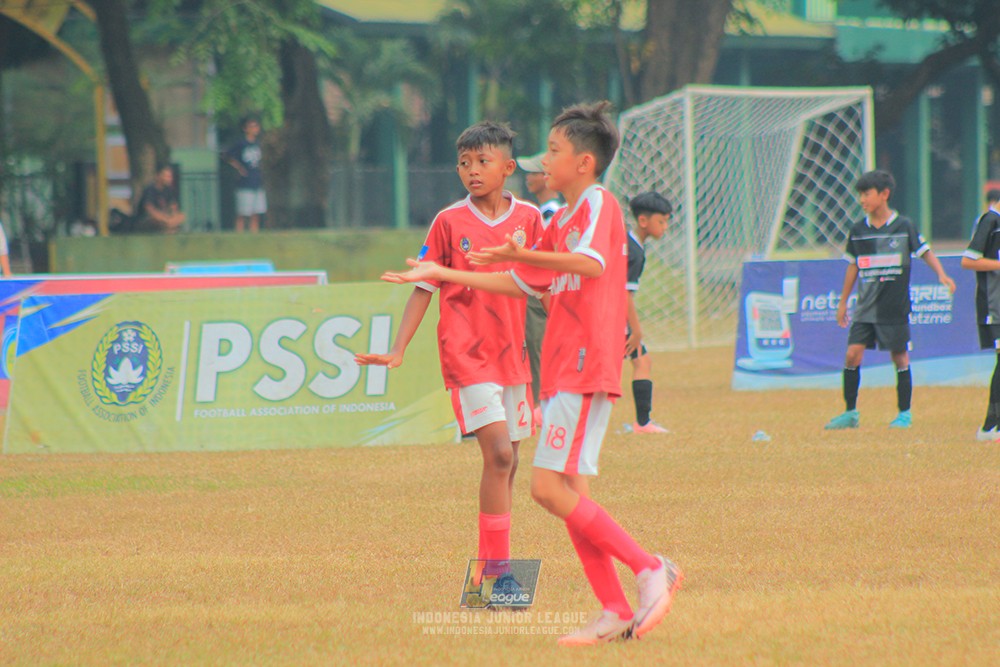ijlu11 big8 190726 jips soccer vs putra harapan