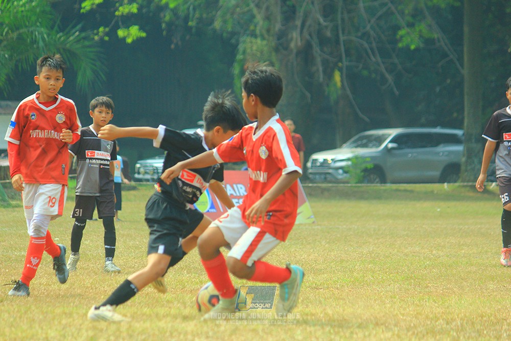 ijlu11 big8 190726 jips soccer vs putra harapan