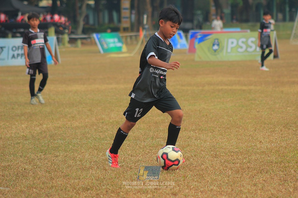 ijlu11 big8 190726 jips soccer vs putra harapan