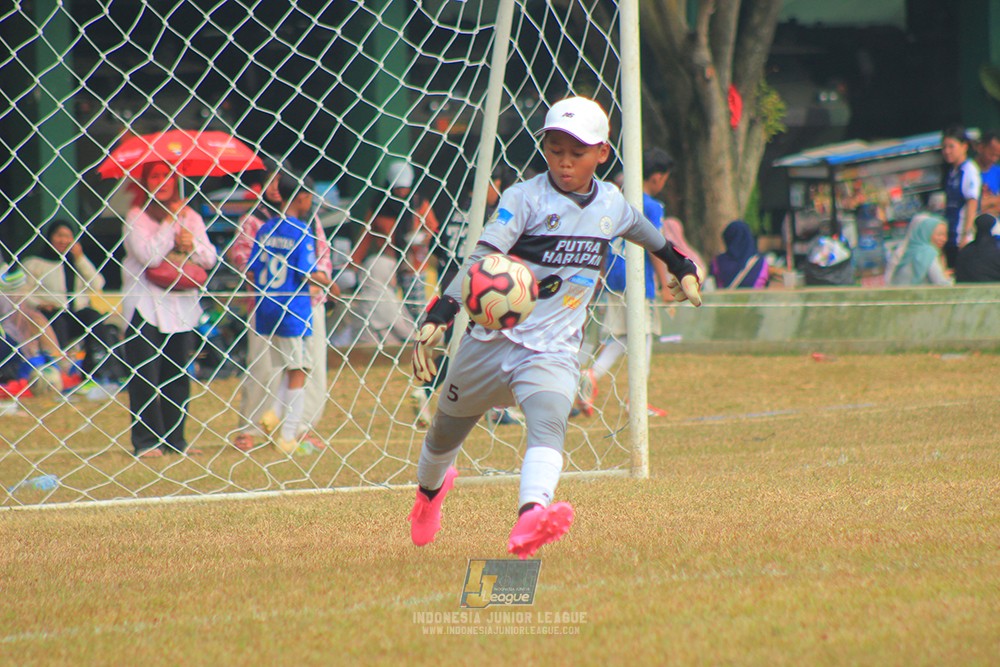 ijlu11 big8 190726 jips soccer vs putra harapan