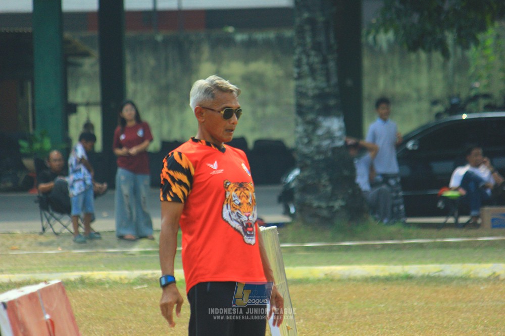 ijlu11 big8 190726 jips soccer vs putra harapan