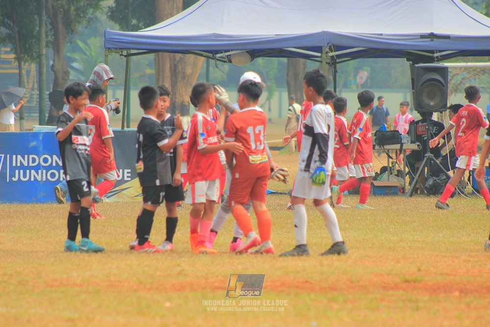 ijlu11 big8 190726 jips soccer vs putra harapan