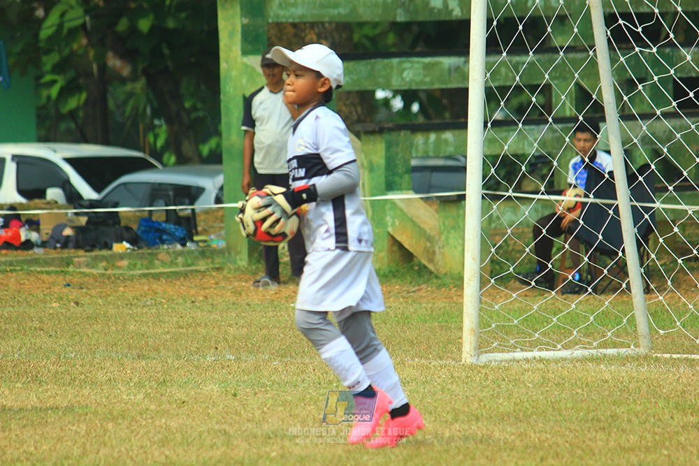 ijlu11 big8 190726 jips soccer vs putra harapan