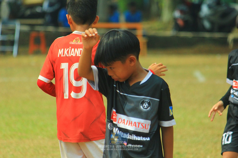 ijlu11 big8 190726 jips soccer vs putra harapan