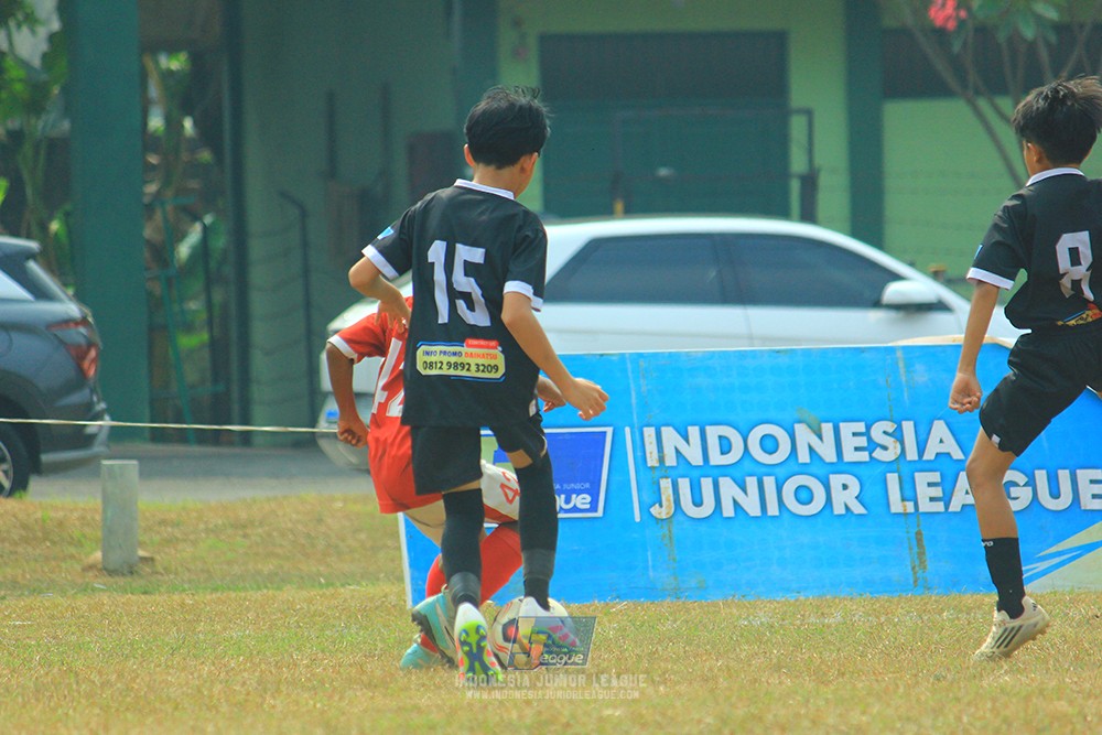 ijlu11 big8 190726 jips soccer vs putra harapan