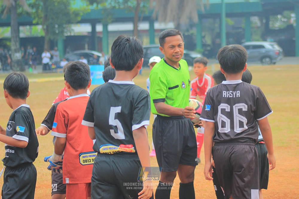 ijlu11 big8 190726 jips soccer vs putra harapan