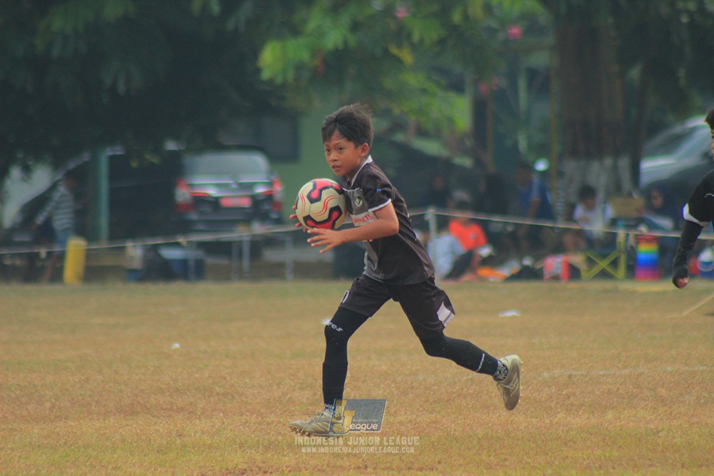 ijlu11 big8 190726 jips soccer vs putra harapan