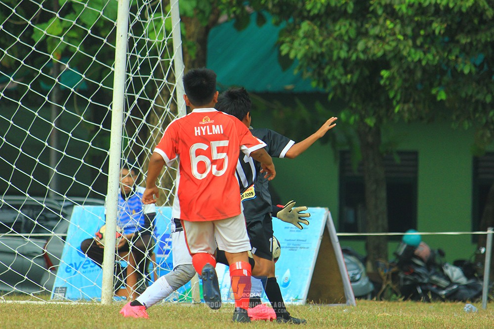 ijlu11 big8 190726 jips soccer vs putra harapan