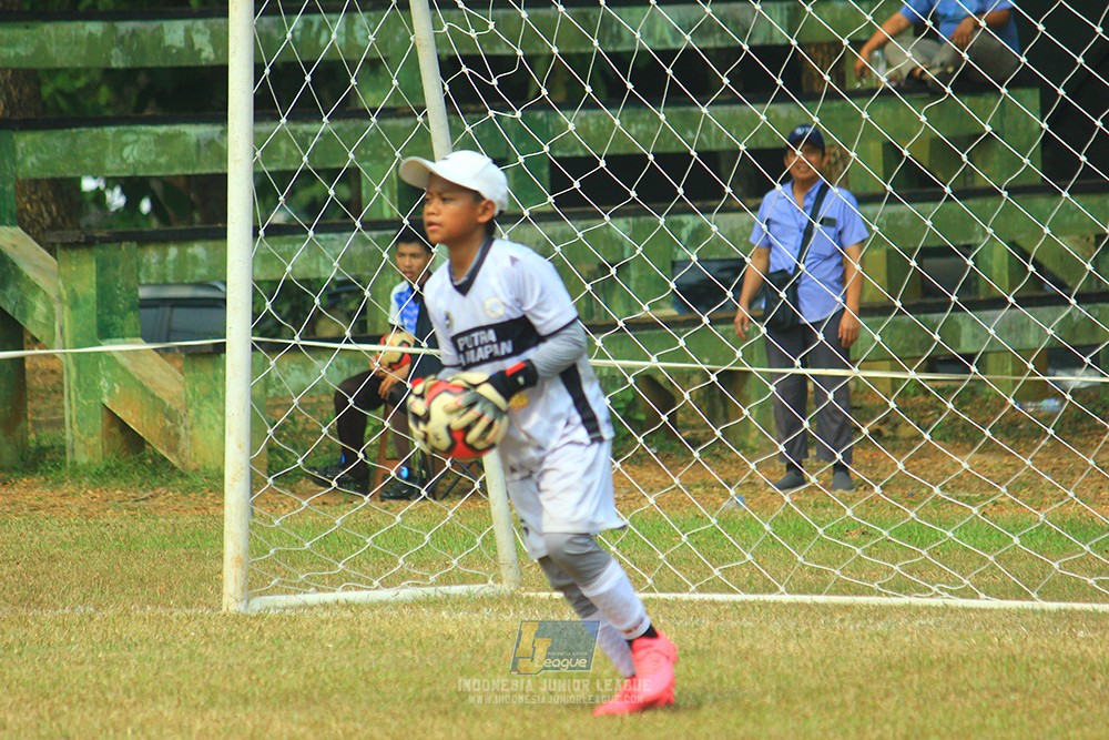 ijlu11 big8 190726 jips soccer vs putra harapan