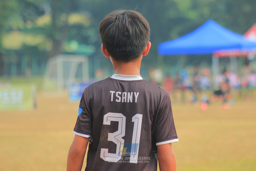 ijlu11 big8 190726 jips soccer vs putra harapan