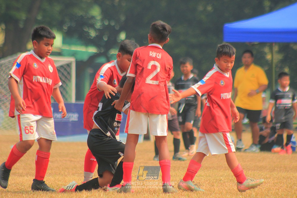 ijlu11 big8 190726 jips soccer vs putra harapan