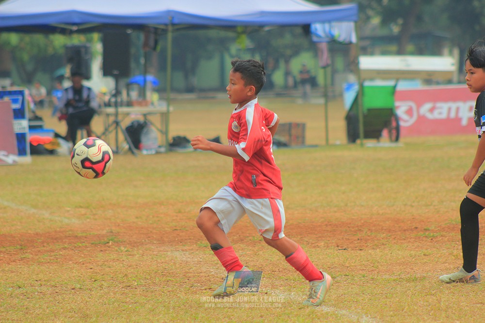ijlu11 big8 190726 jips soccer vs putra harapan