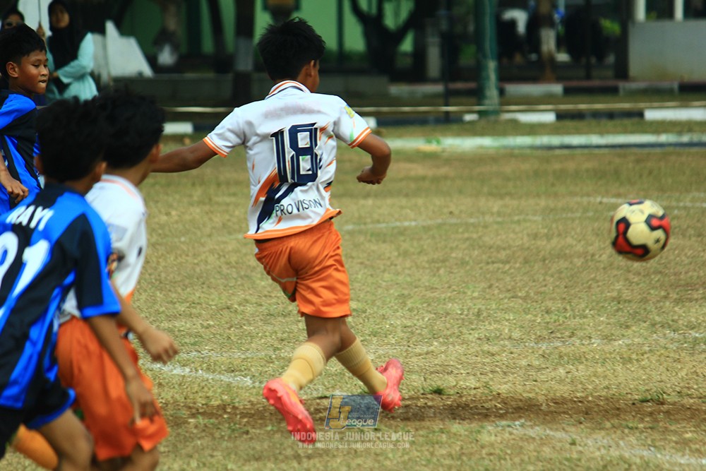 ijlu11 big8 190726 provision soccer school vs bina taruna