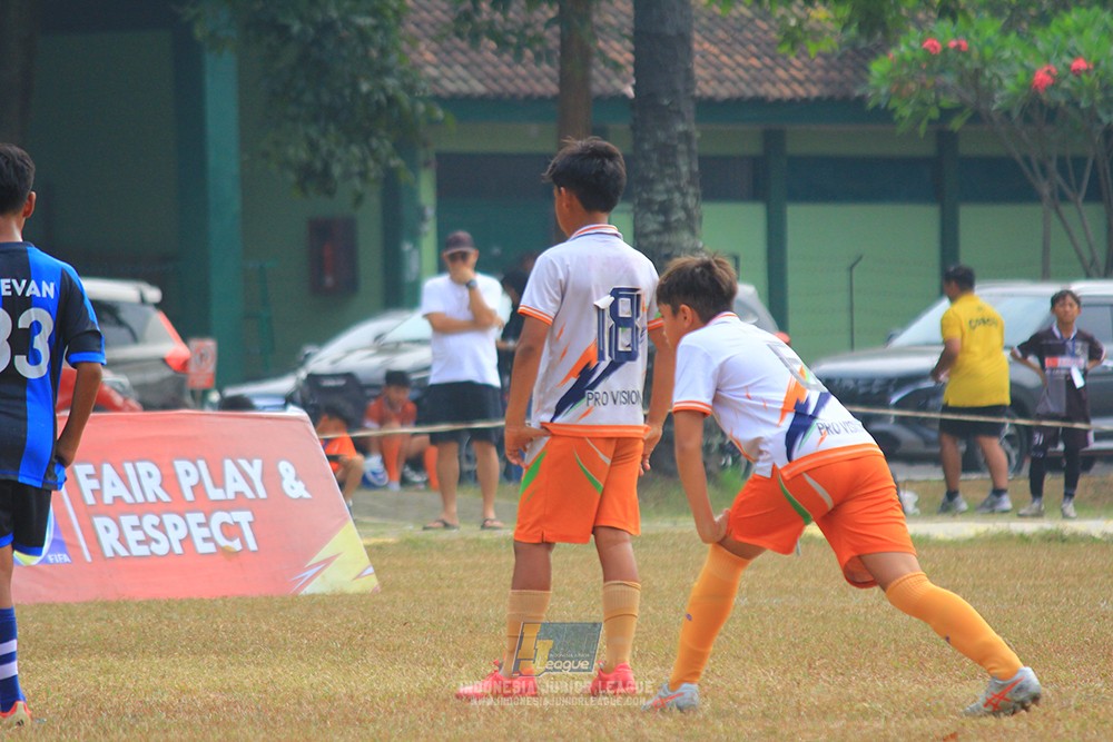 ijlu11 big8 190726 provision soccer school vs bina taruna