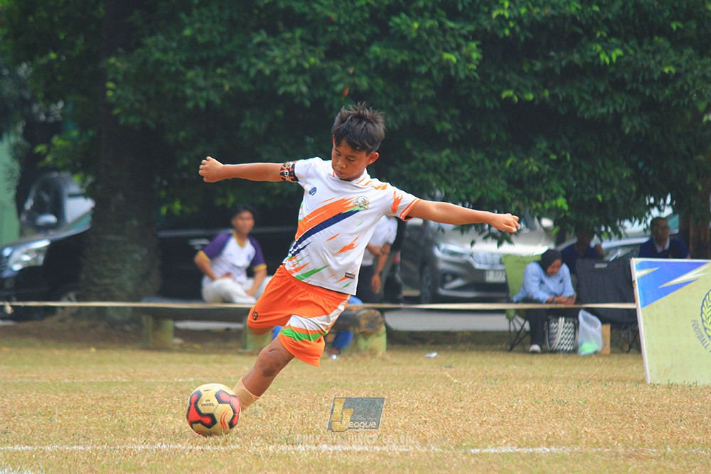 ijlu11 big8 190726 provision soccer school vs bina taruna