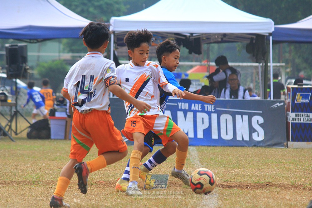 ijlu11 big8 190726 provision soccer school vs bina taruna