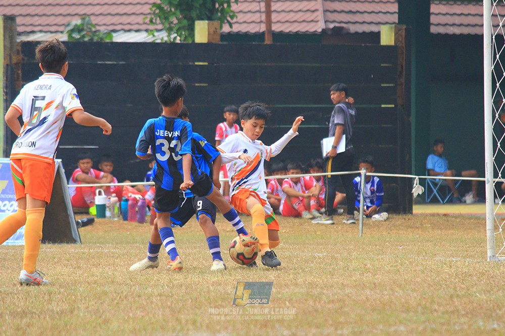 ijlu11 big8 190726 provision soccer school vs bina taruna