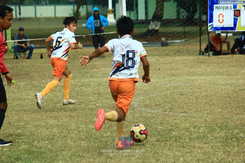 ijlu11 big8 190726 provision soccer school vs bina taruna