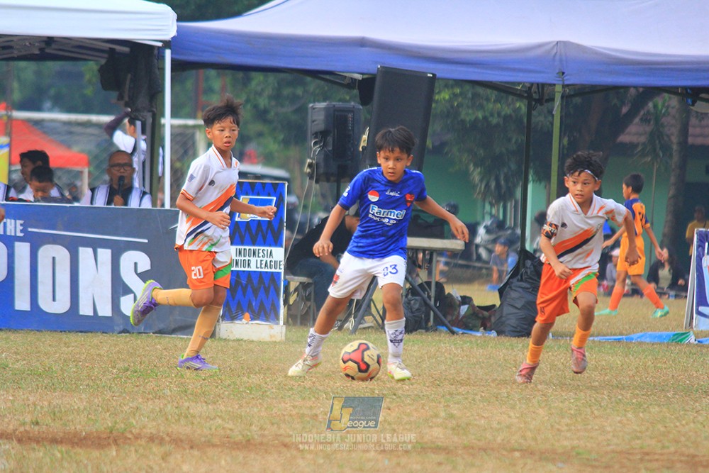 ijlu11 big8 190726 provision soccer school vs fifa farmel