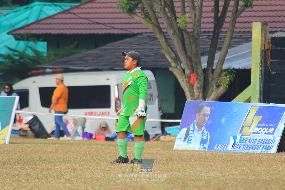 ijlu11 big8 190726 provision soccer school vs fifa farmel