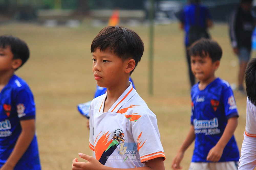 ijlu11 big8 190726 provision soccer school vs fifa farmel