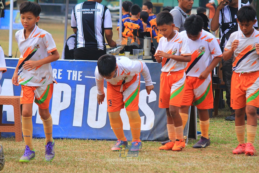 ijlu11 big8 190726 provision soccer school vs fifa farmel