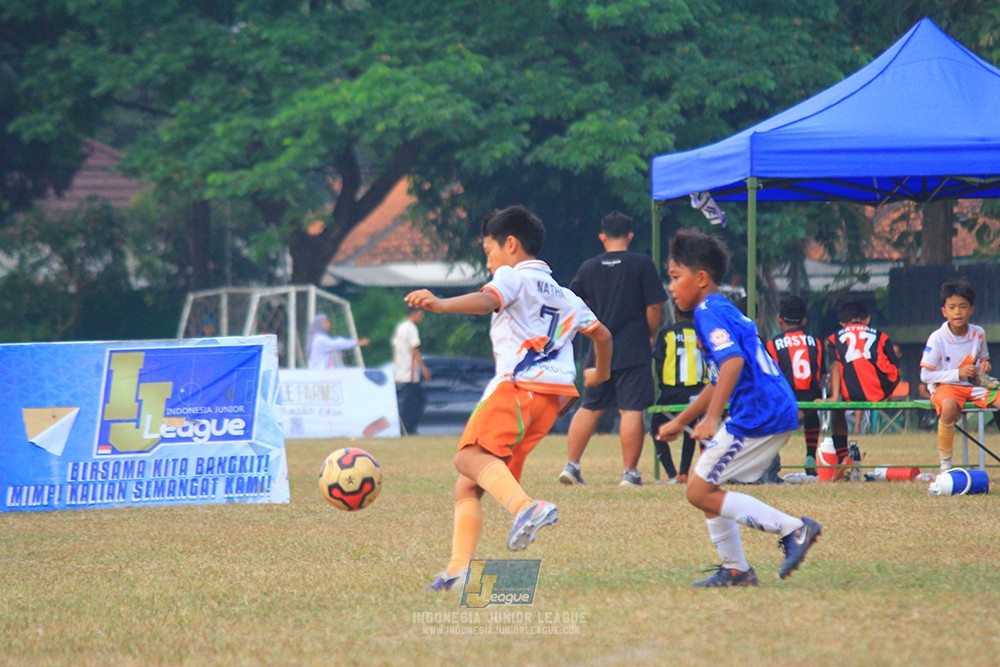 ijlu11 big8 190726 provision soccer school vs fifa farmel