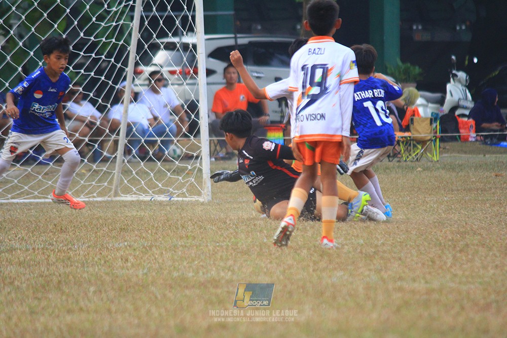 ijlu11 big8 190726 provision soccer school vs fifa farmel