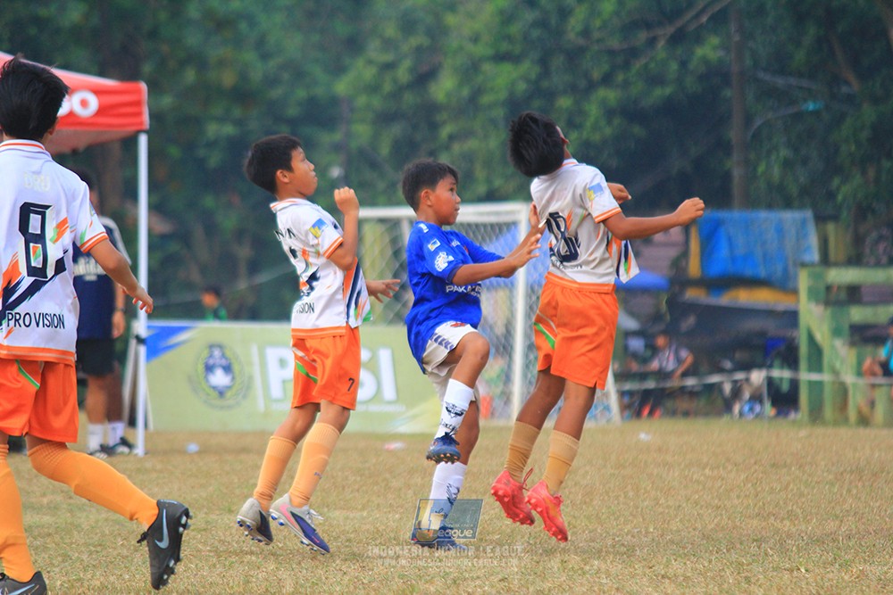 ijlu11 big8 190726 provision soccer school vs fifa farmel
