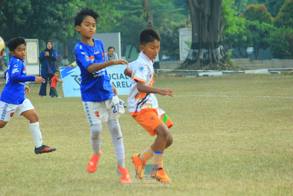ijlu11 big8 190726 provision soccer school vs fifa farmel