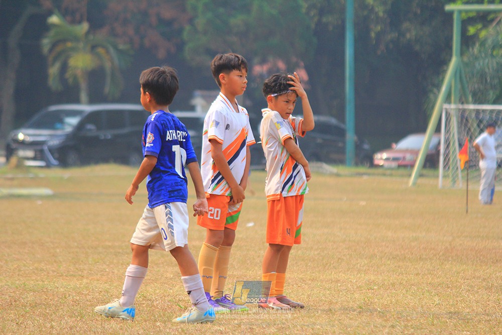 ijlu11 big8 190726 provision soccer school vs fifa farmel