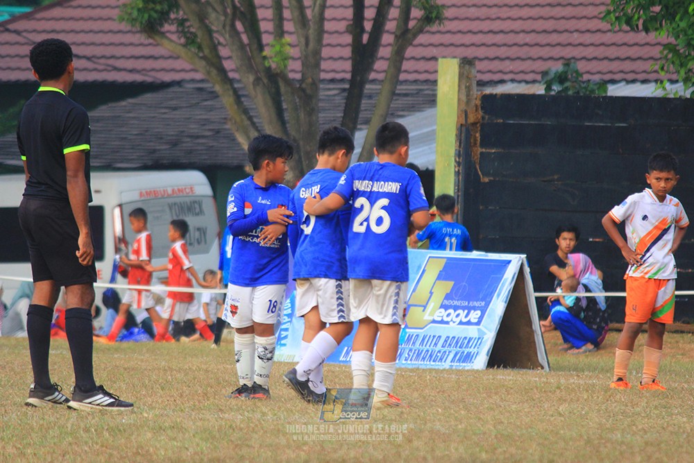 ijlu11 big8 190726 provision soccer school vs fifa farmel