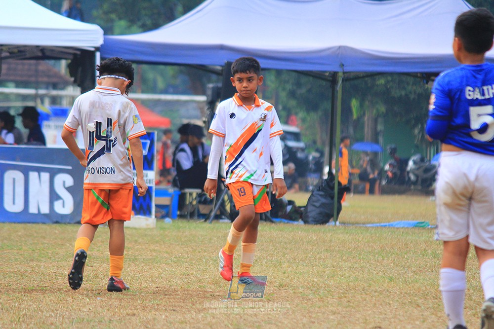 ijlu11 big8 190726 provision soccer school vs fifa farmel