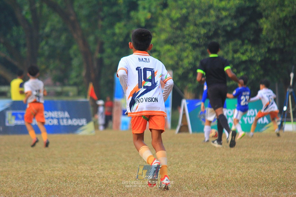 ijlu11 big8 190726 provision soccer school vs fifa farmel