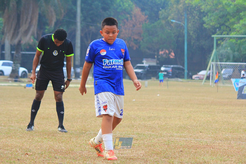 ijlu11 big8 190726 provision soccer school vs fifa farmel