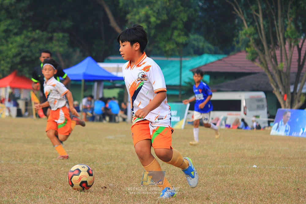 ijlu11 big8 190726 provision soccer school vs fifa farmel
