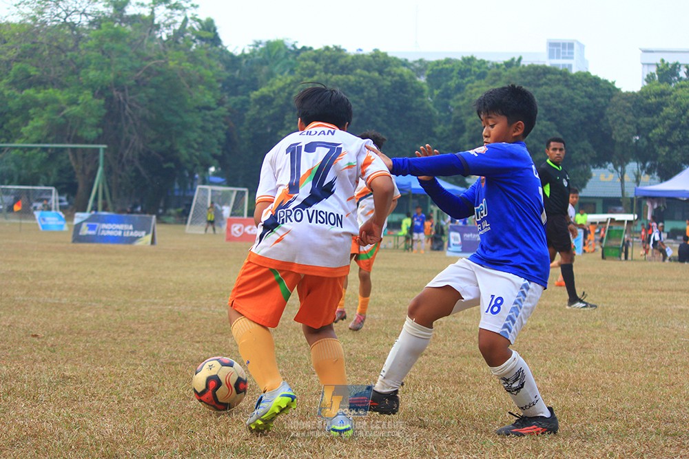 ijlu11 big8 190726 provision soccer school vs fifa farmel