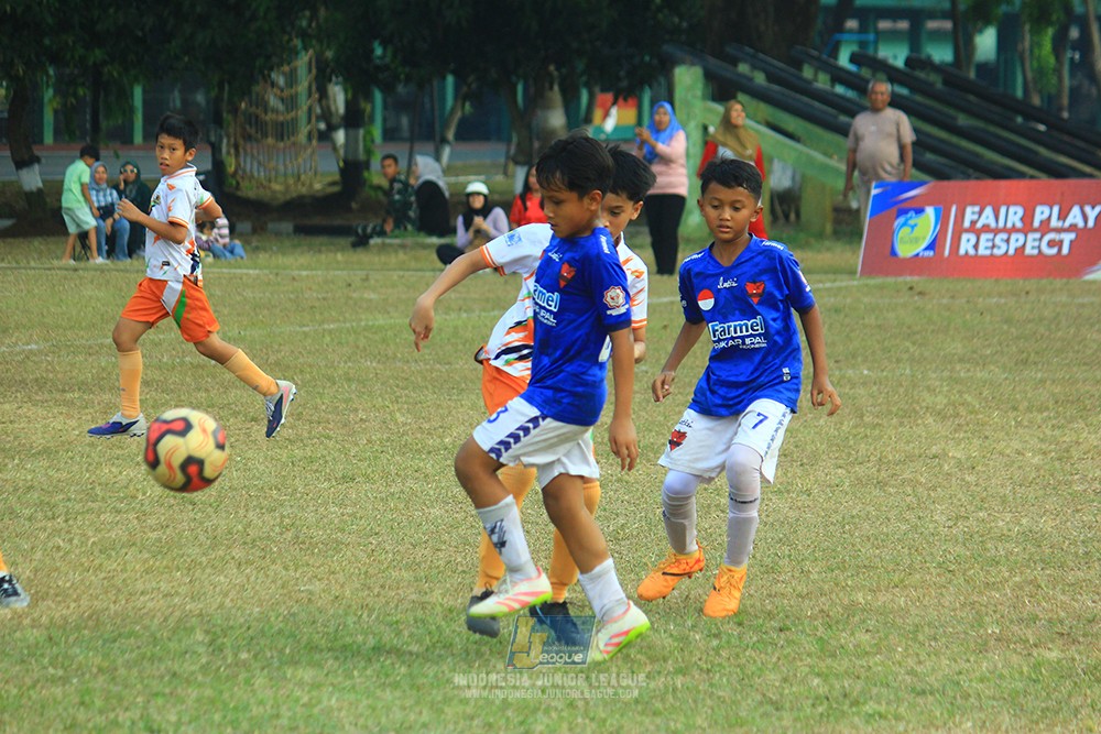 ijlu11 big8 190726 provision soccer school vs fifa farmel