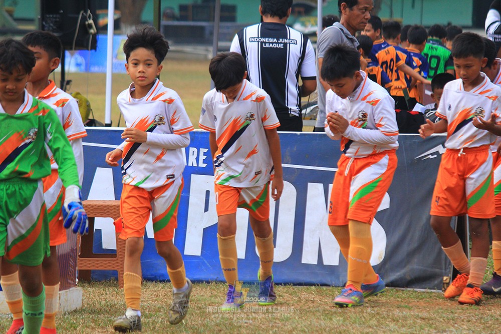 ijlu11 big8 190726 provision soccer school vs fifa farmel