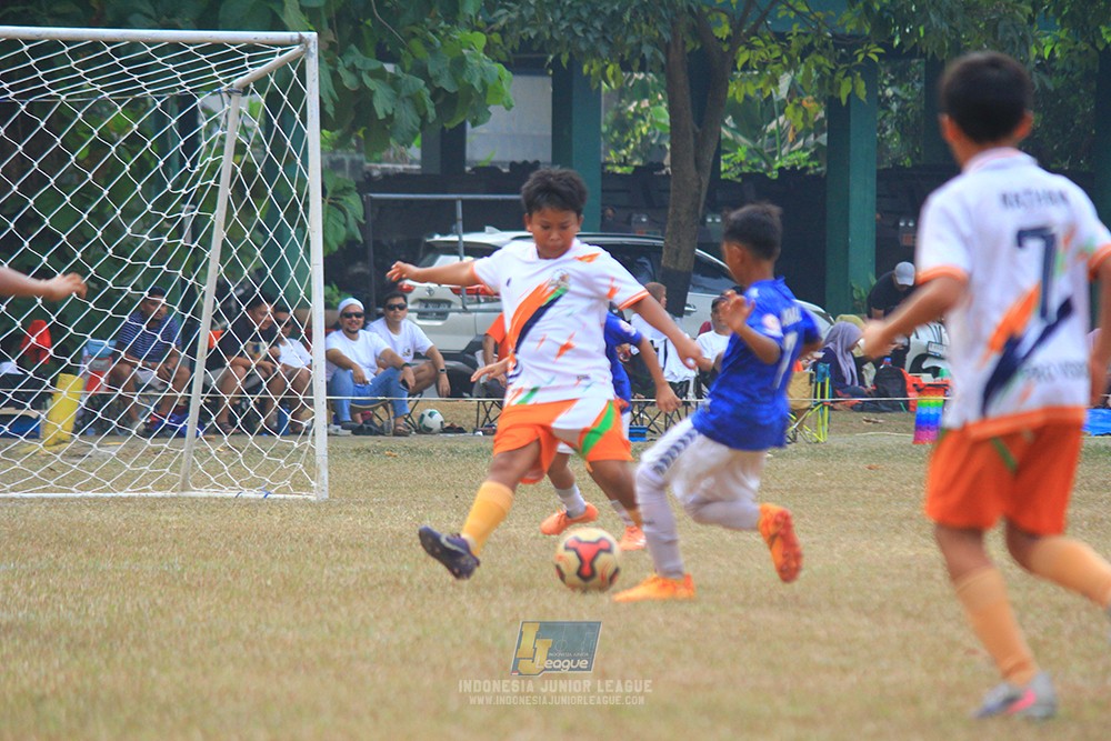 ijlu11 big8 190726 provision soccer school vs fifa farmel