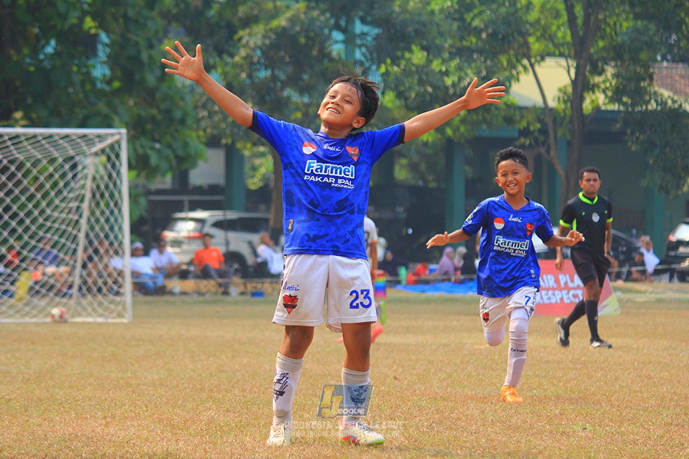 ijlu11 big8 190726 provision soccer school vs fifa farmel