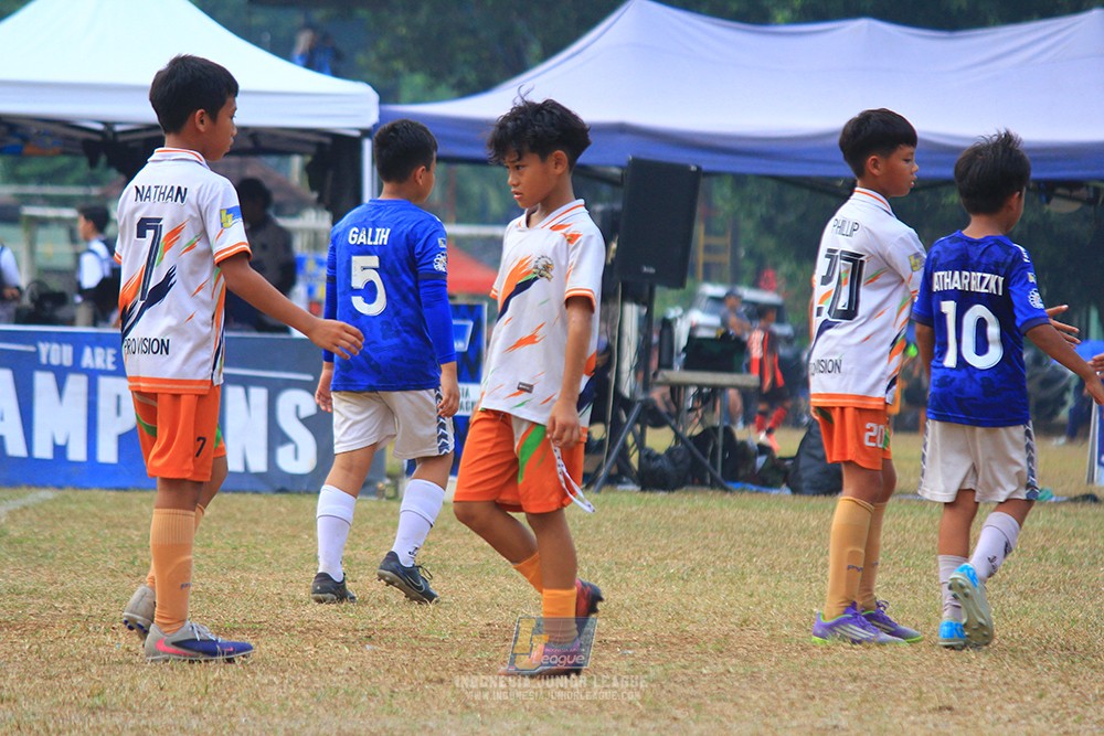 ijlu11 big8 190726 provision soccer school vs fifa farmel