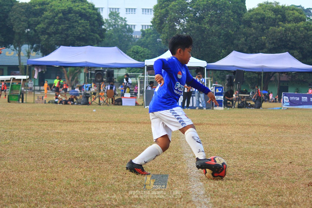 ijlu11 big8 190726 provision soccer school vs fifa farmel
